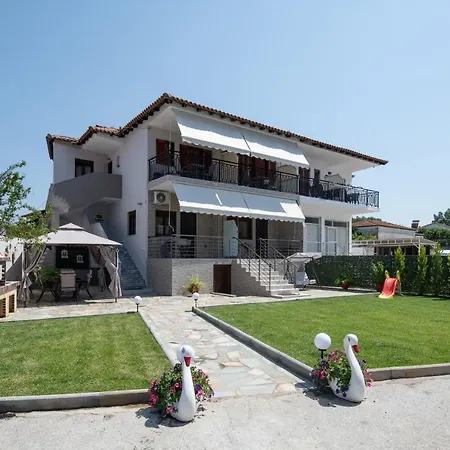 Stavroula's Paradise House Апарт-отель
