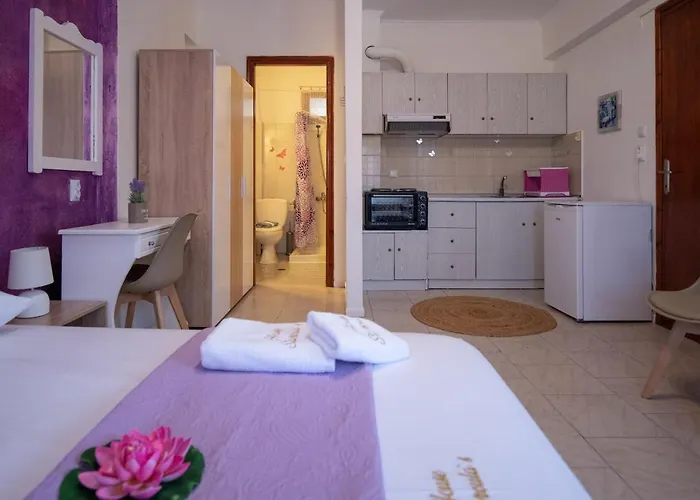 Stavroula's Paradise House 3*