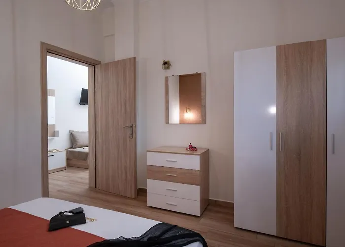 מלון דירות Stavroula's Paradise House סיקיה