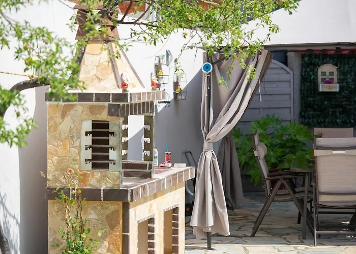 מלון דירות Stavroula's Paradise House סיקיה