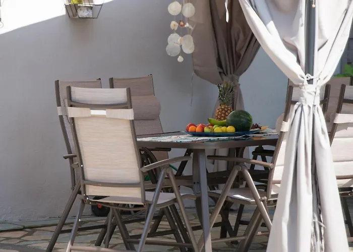 Stavroula's Paradise House 3*