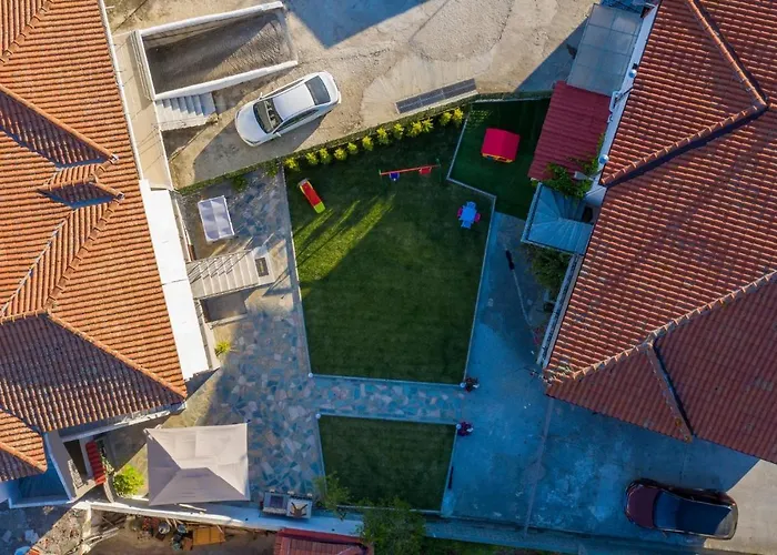 Stavroula's Paradise House מלון דירות 3*