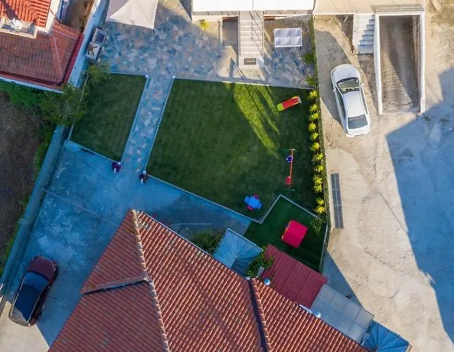 Stavroula's Paradise House מלון דירות 3*