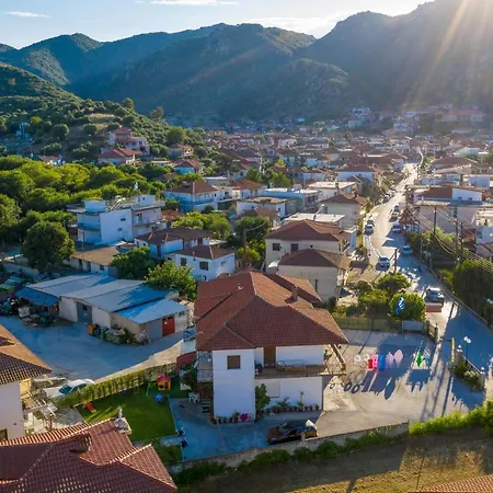 Stavroula's Paradise House Aparthotel